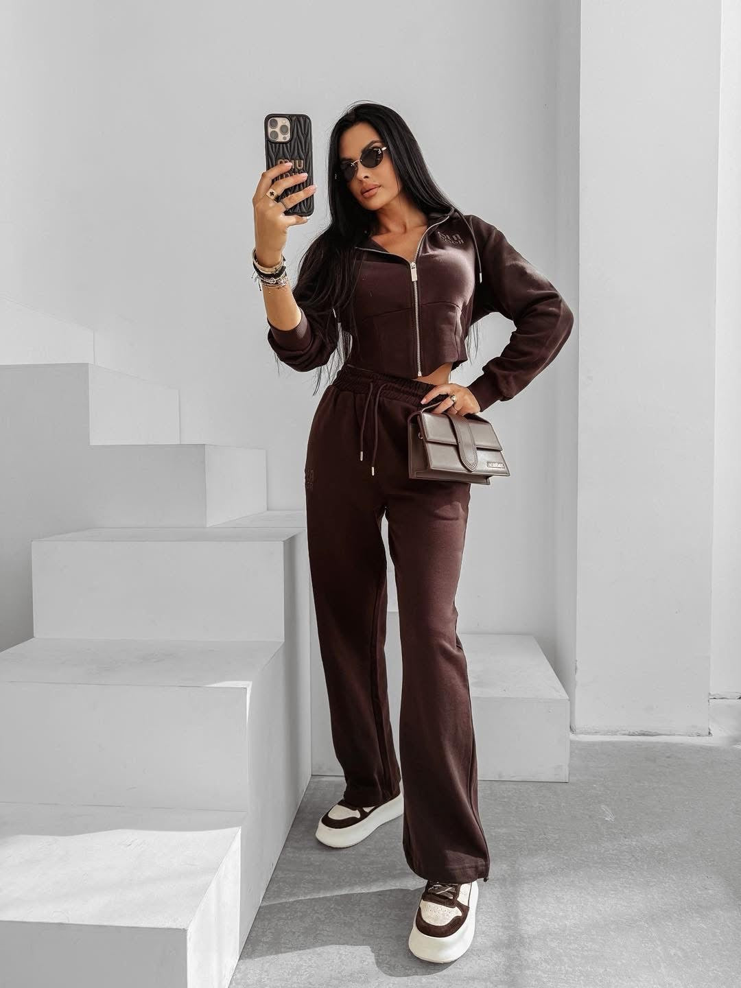 Ola Voga Sanctuary set